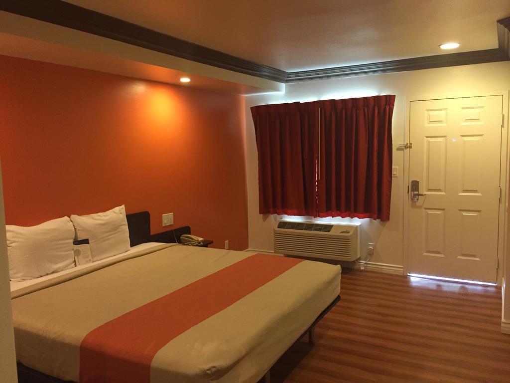 Motel 6 Gardena Habitación foto
